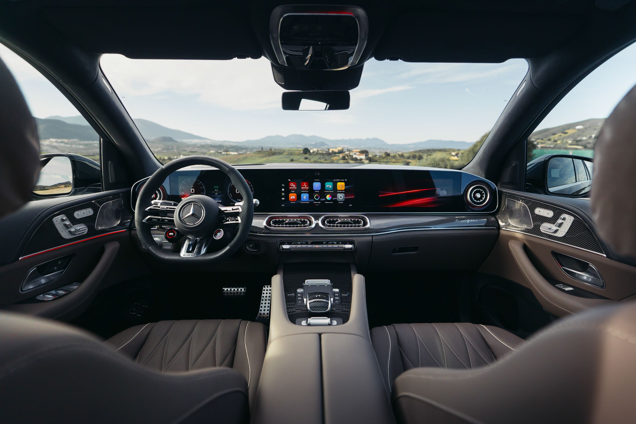 2027 Mercedes-AMG GLE 53 interior front