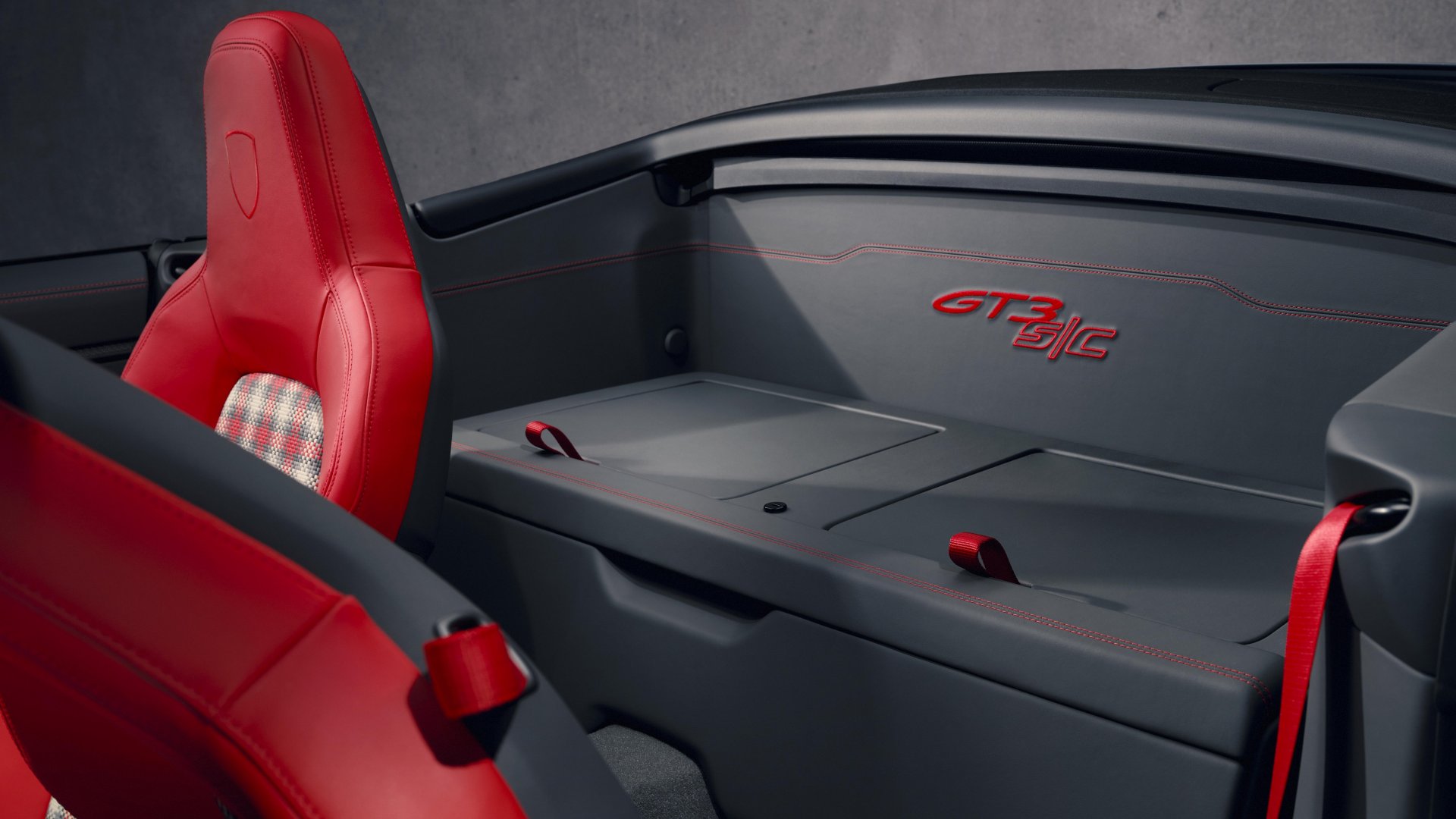 2027 Porsche 911 GT3 S/C storage box