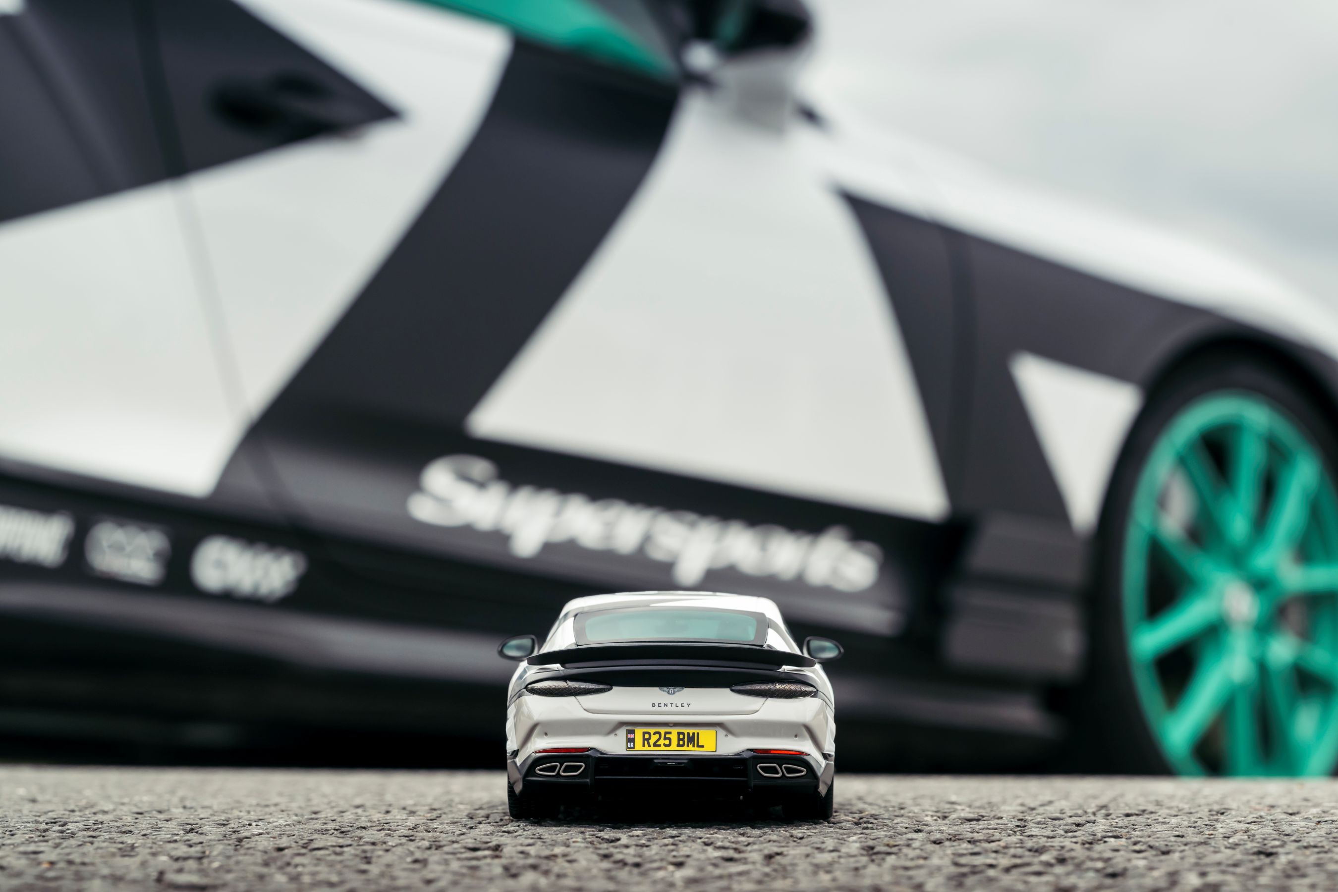 Bentley Supersports Full Send scale model rear