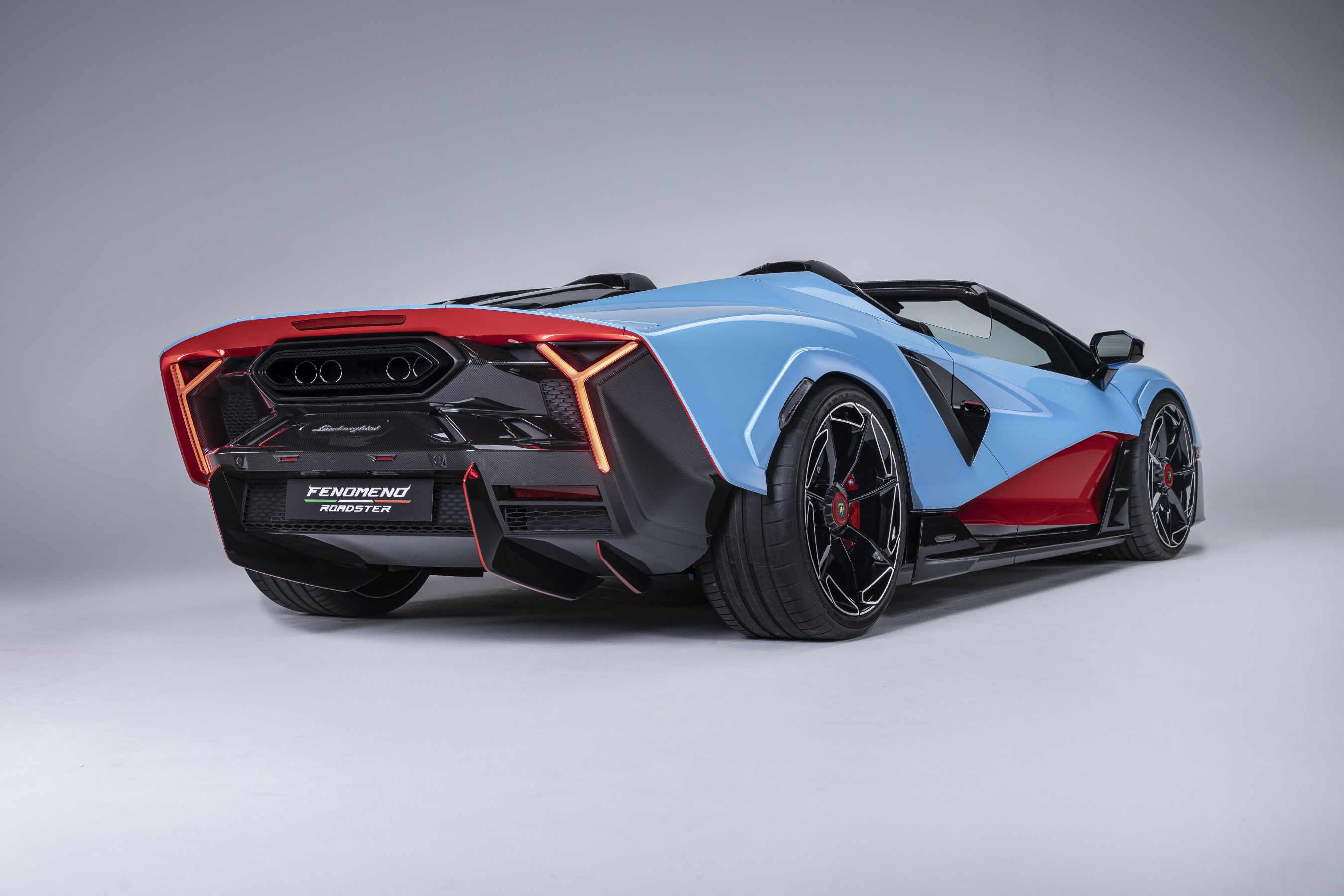 Lamborghini Fenomeno Roadster rear end