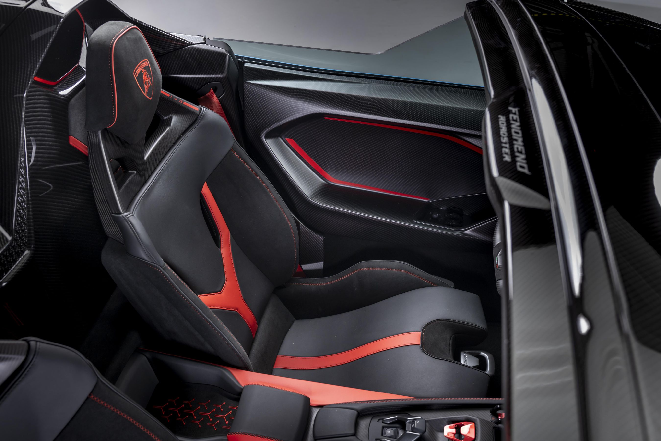 Lamborghini Fenomeno Roadster seat