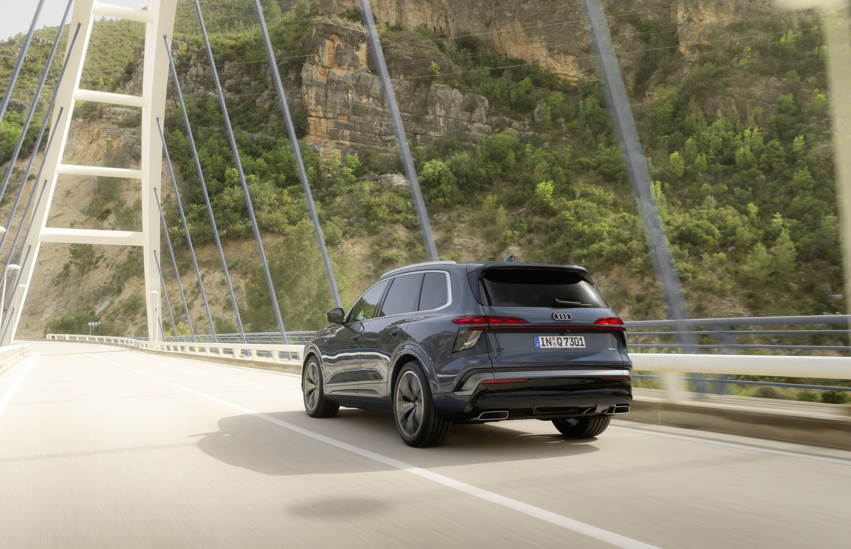 2027 Audi Q7 rear