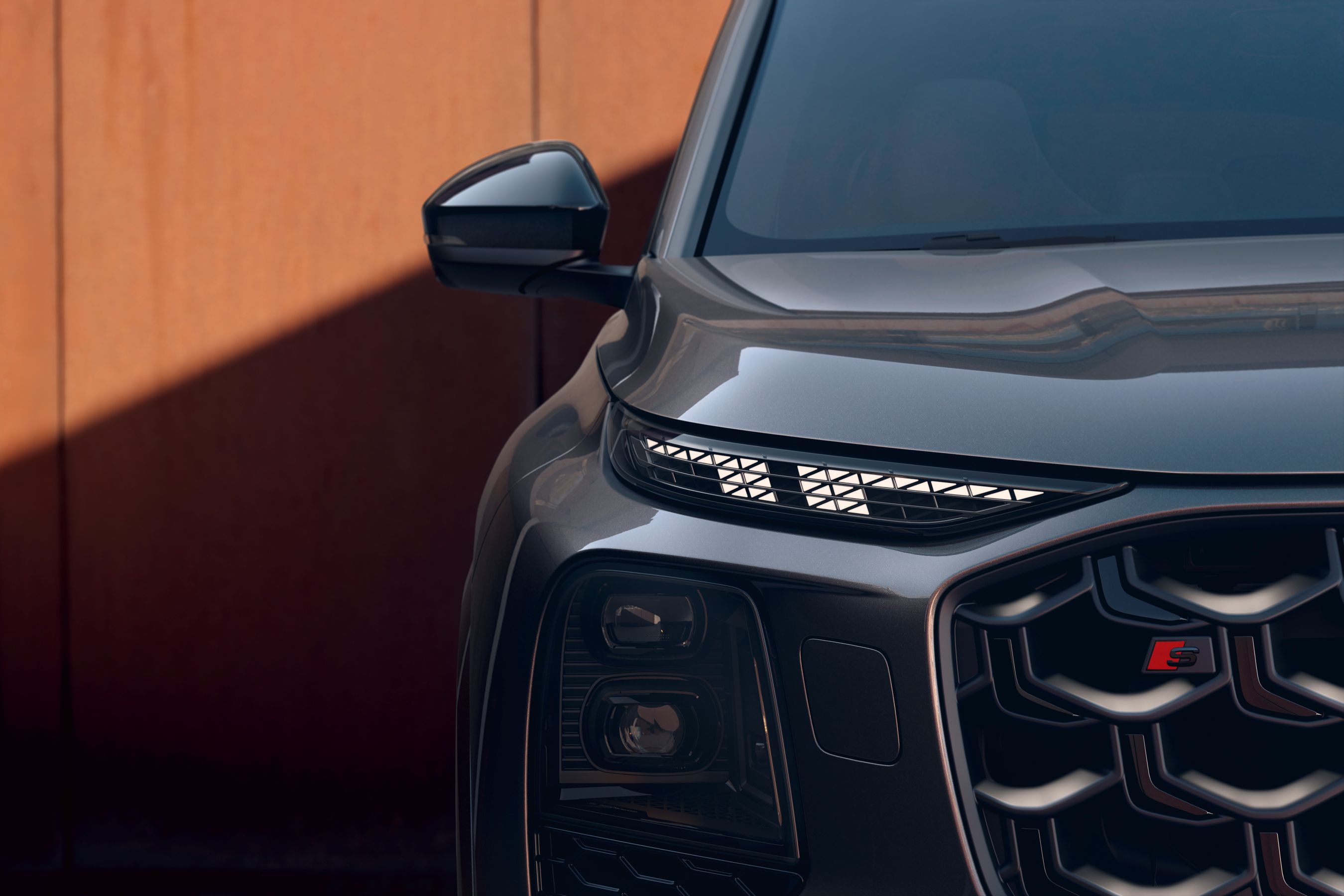 2027 Audi Q7 headlight closeup