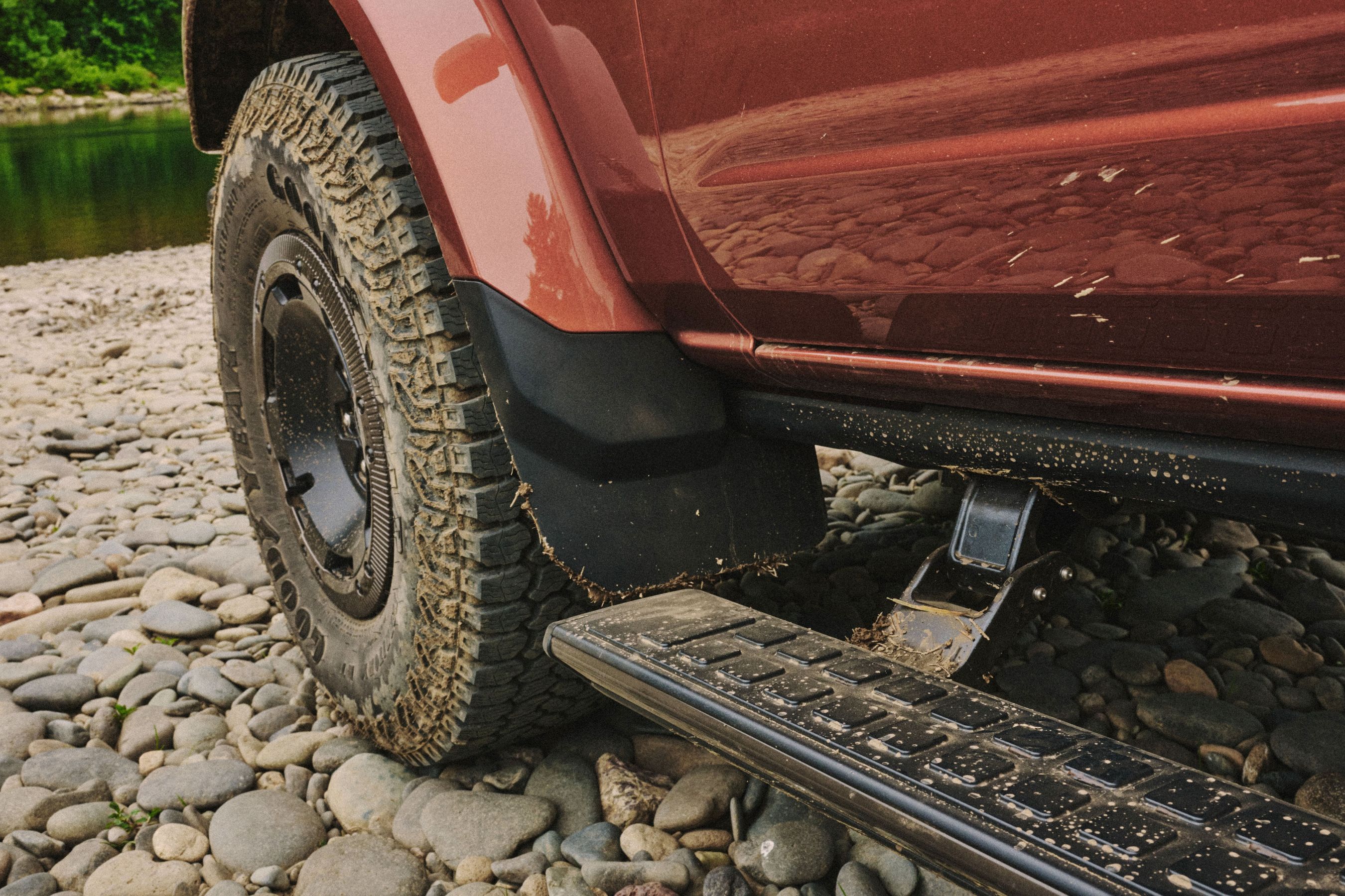 2027 Ford Bronco Filson front wheel