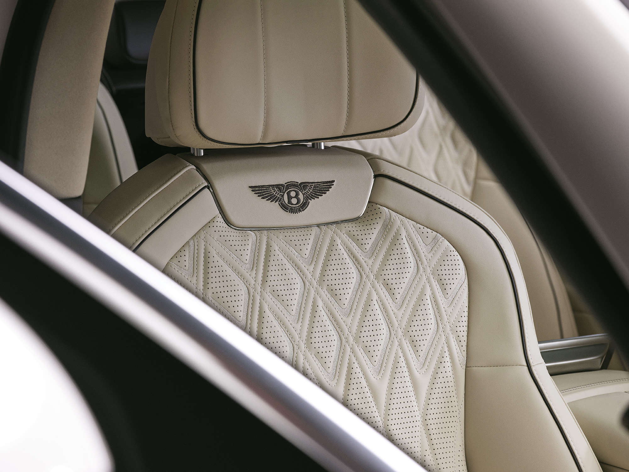 Bentley Flying Spur Azure seat back