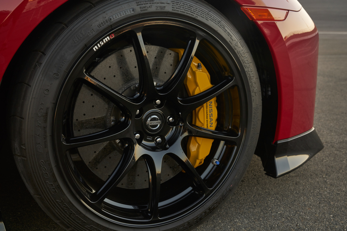 2020 Nissan GT-R Track Edition yellow brake caliper