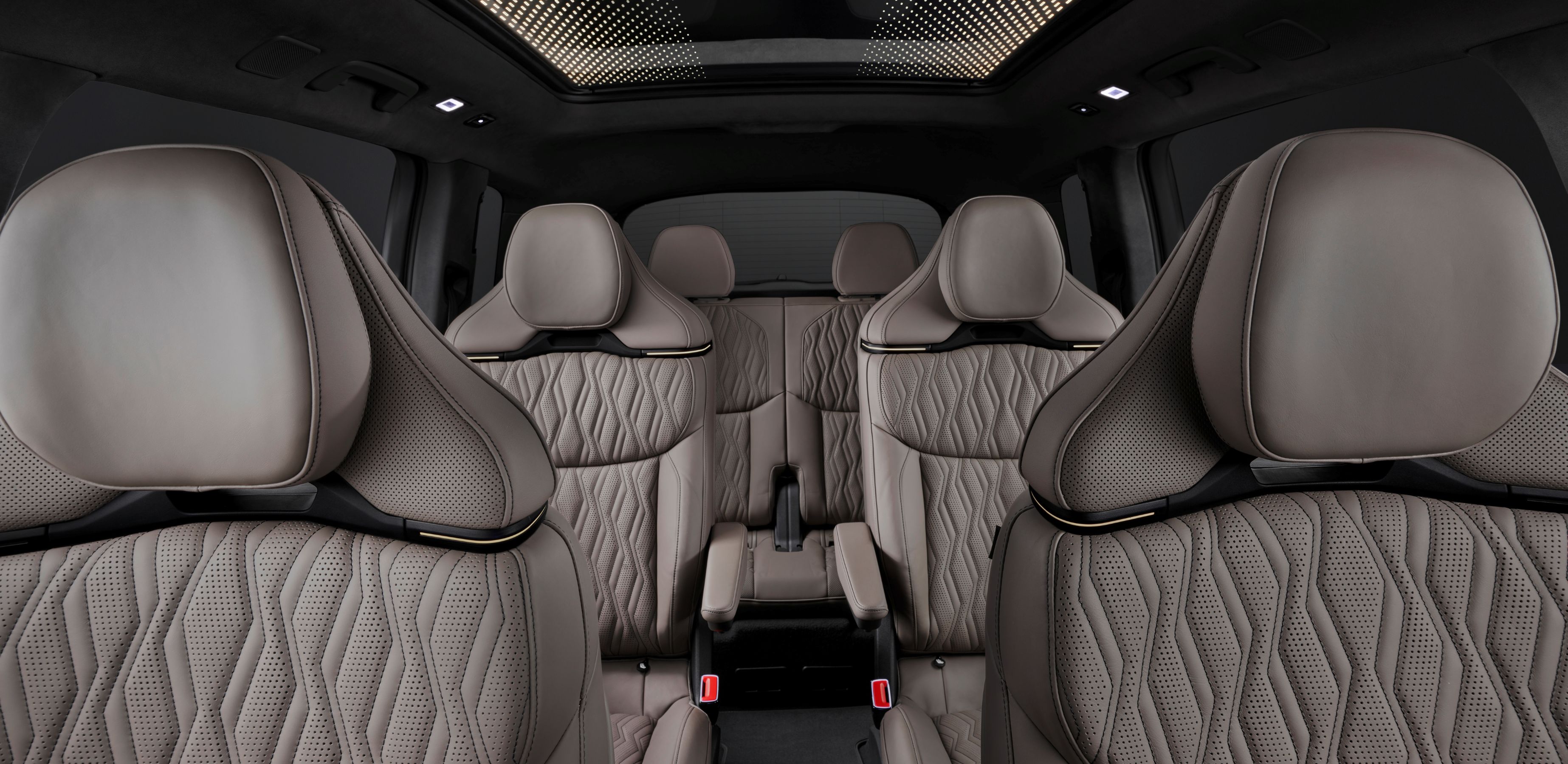 2027 Audi Q9 seats