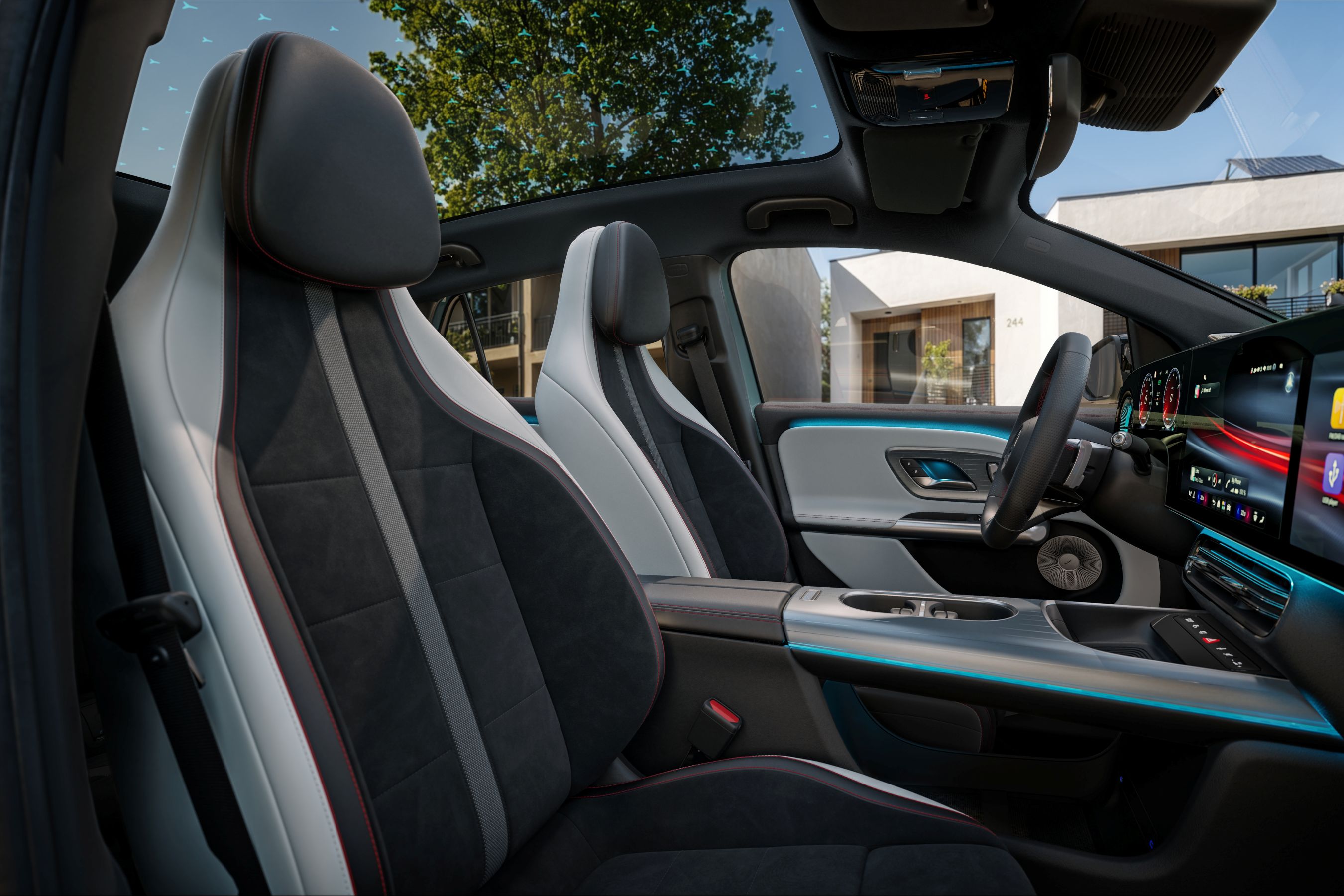 2028 Mercedes-Benz GLA front seats