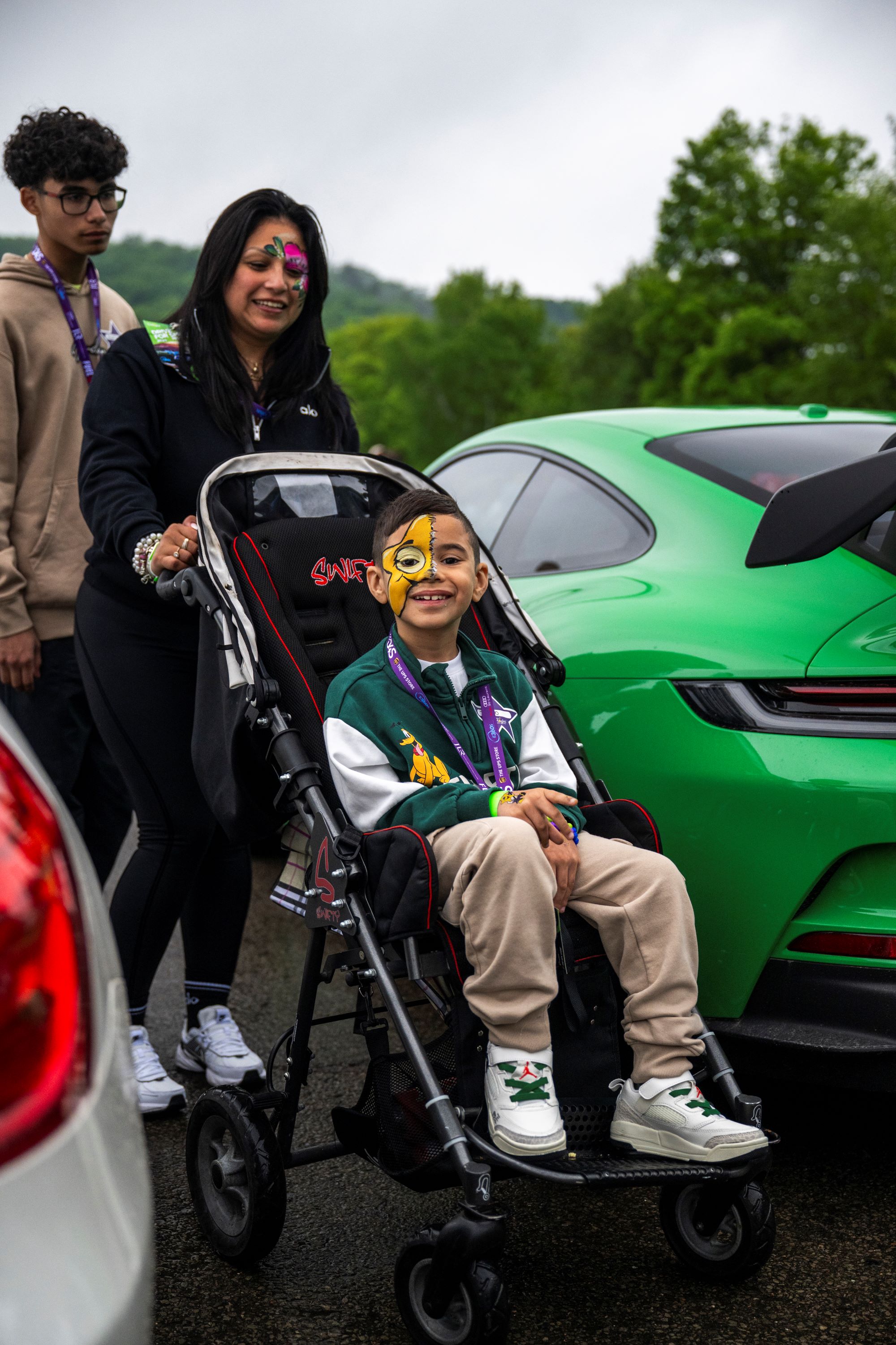 Family at Drive For Smiles Montreal 2026