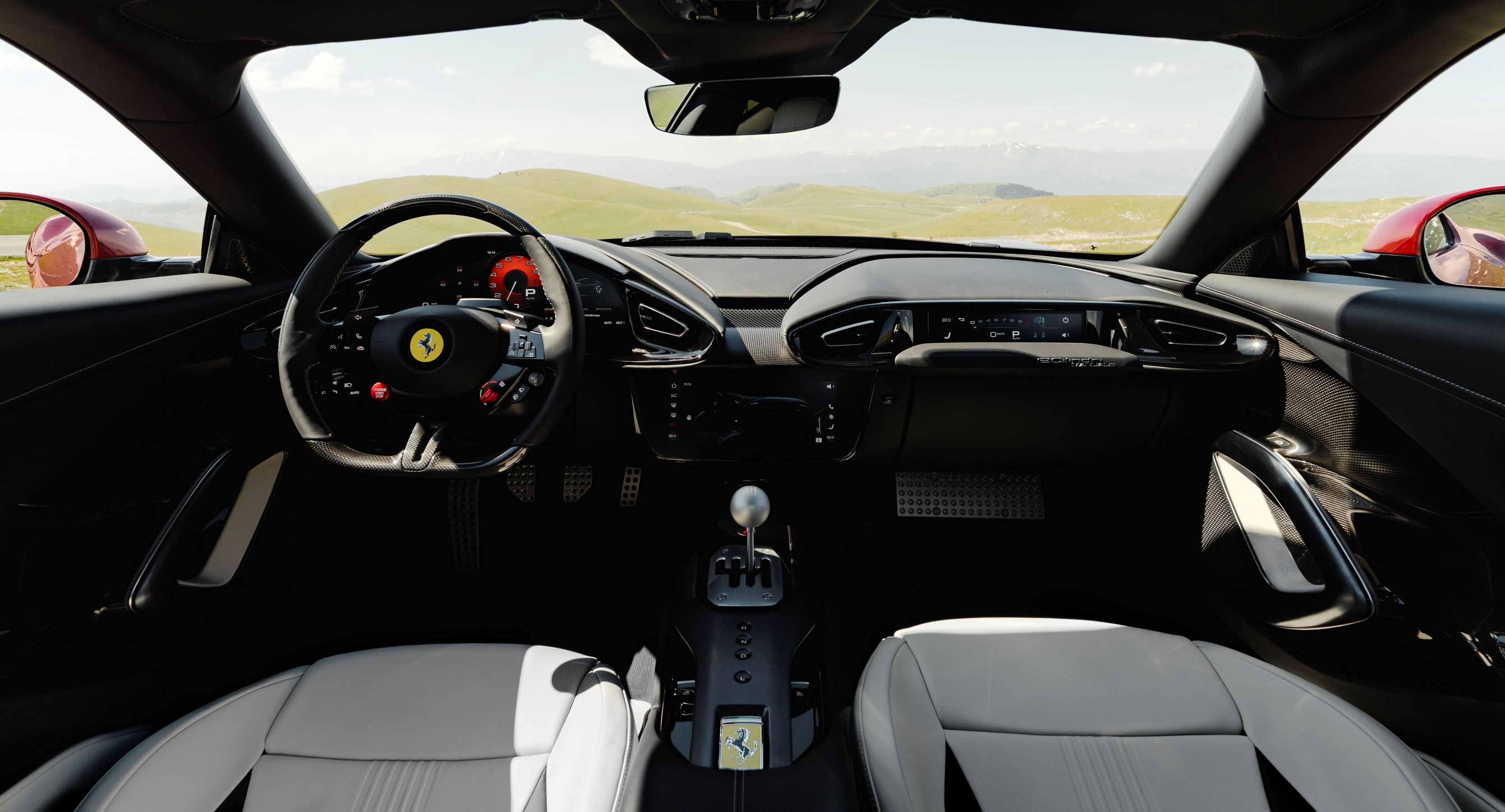 Ferrari 12Cilindri Manuale cabin