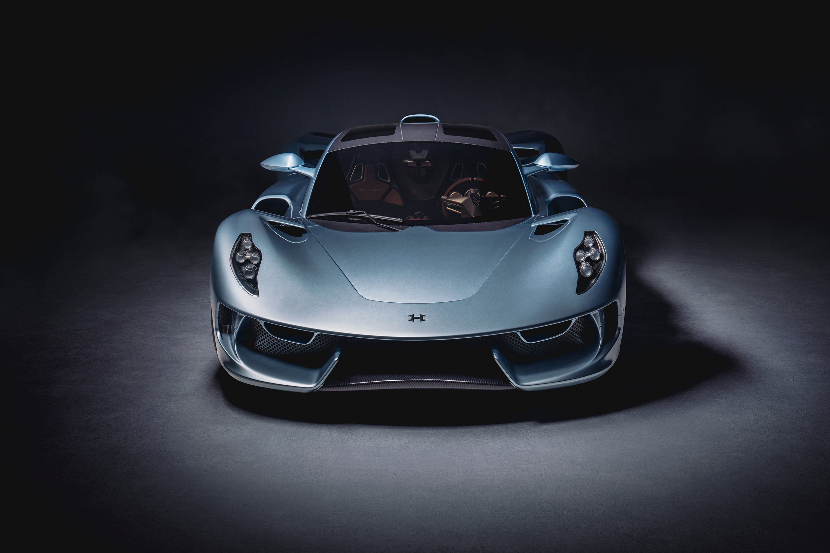 Hennessey Blackbird front