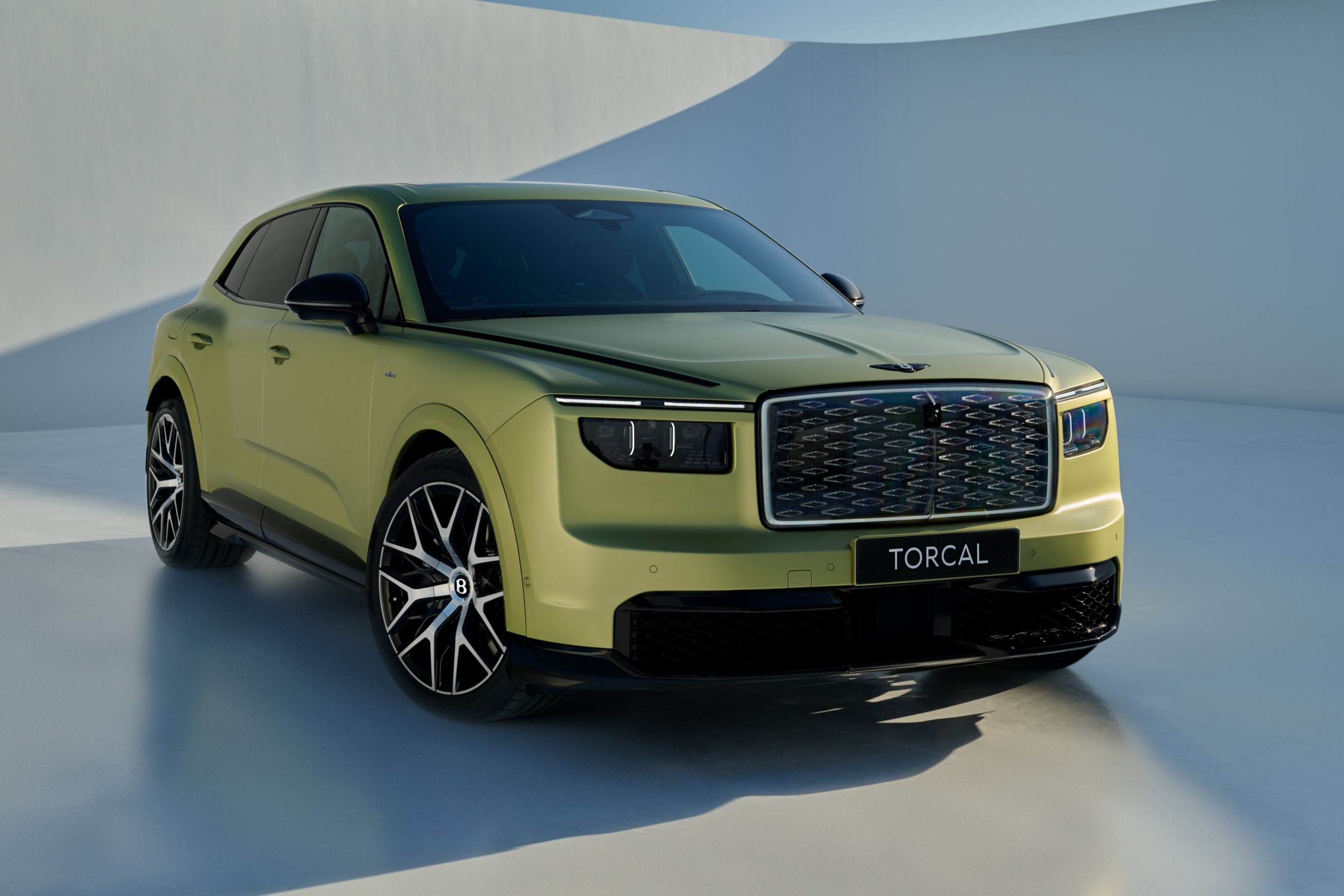 Bentley Torcal S front and side