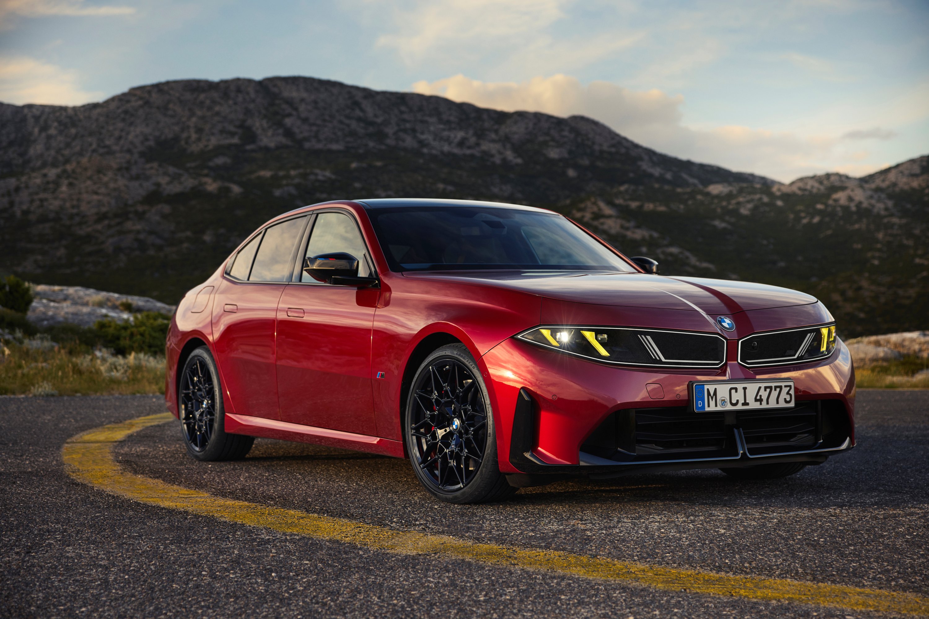 2027 BMW M350 front and side
