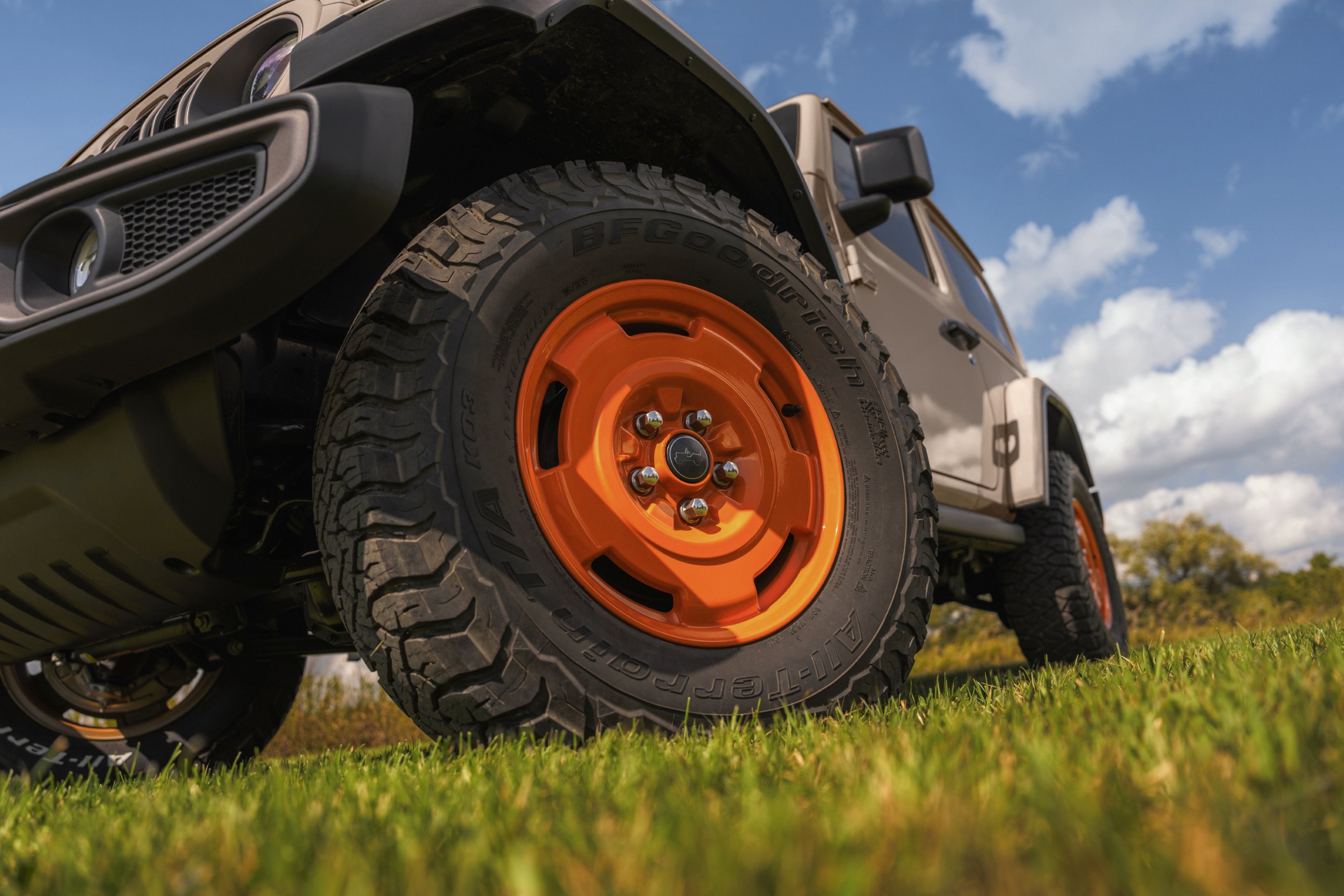 2027 Jeep Wrangler JL-2A wheel closeup
