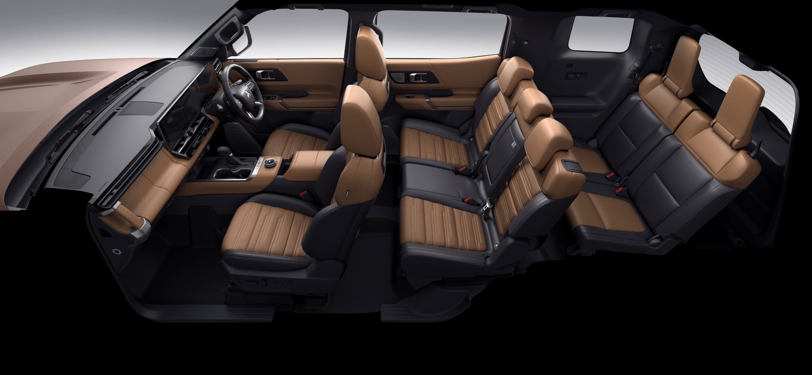 Mitsubishi Pajero interior layout