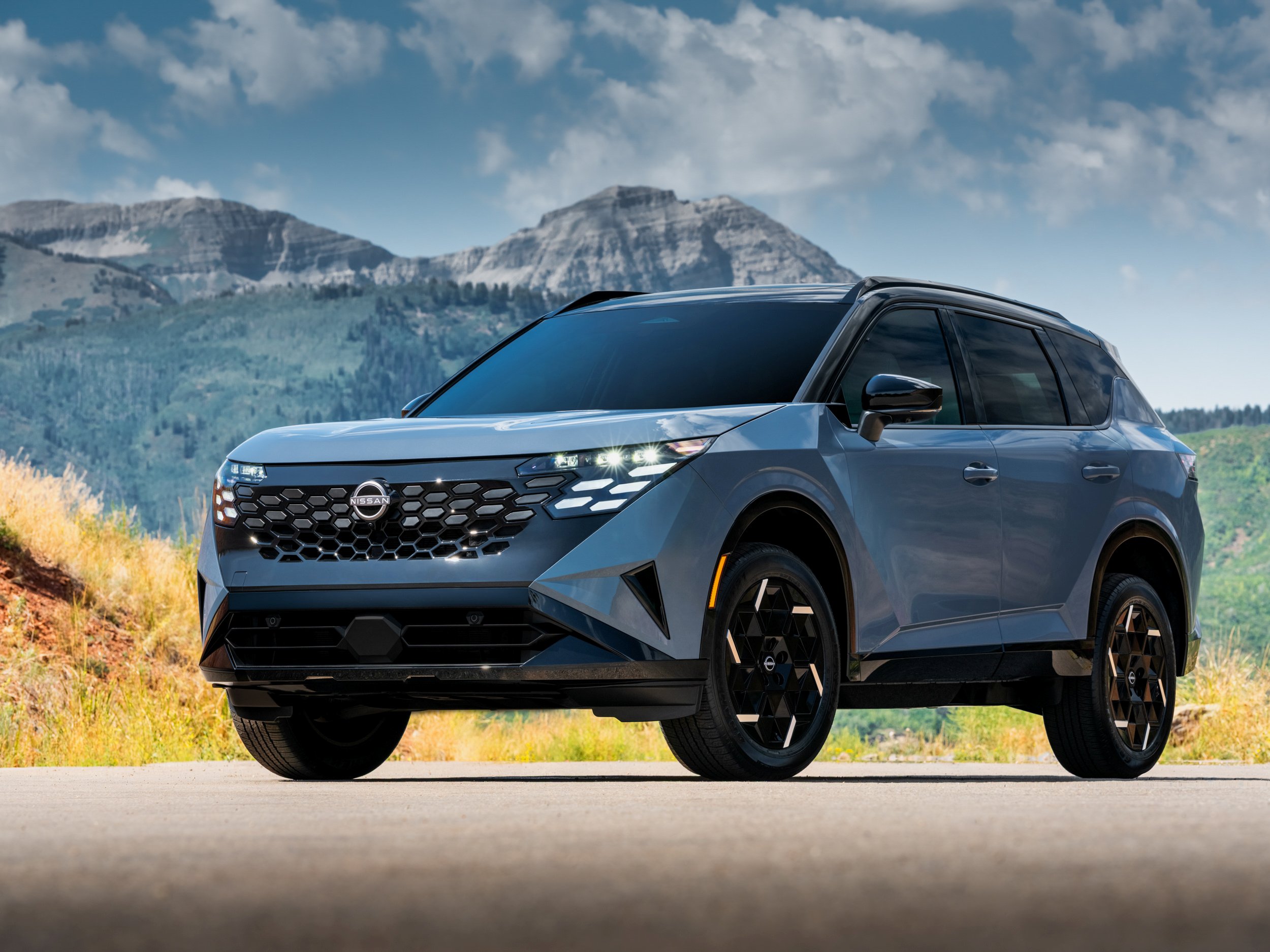 2027 Nissan Rogue Hybrid front and side