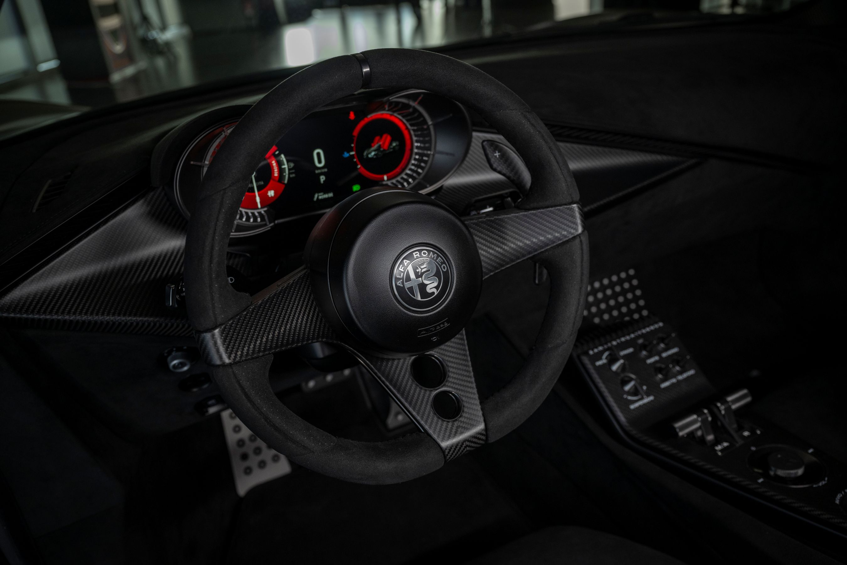 Alfa Romeo 33 Stradale Perla Nera steering wheel