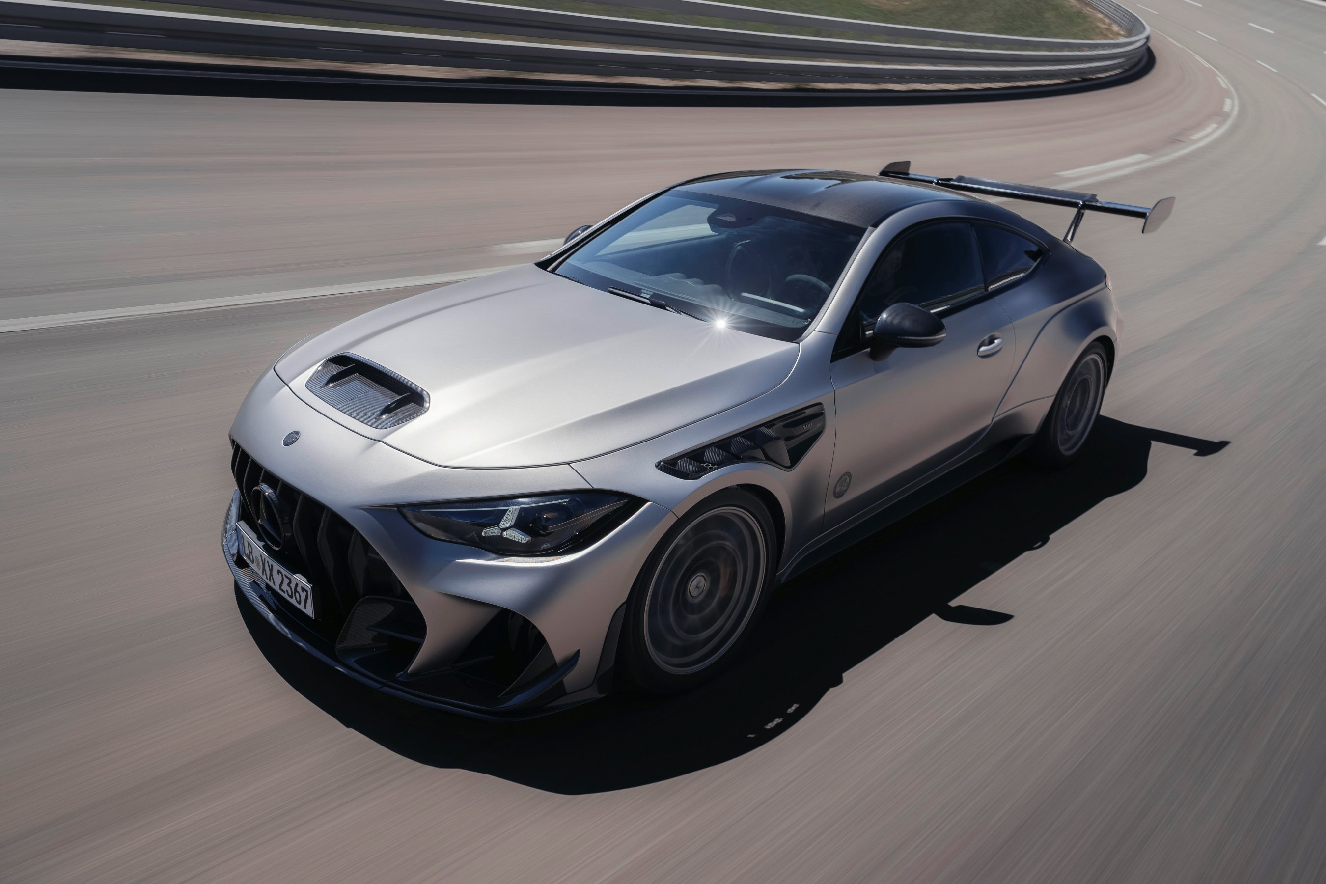 Mercedes-AMG CLE 646 Spezialanfertigung on track front