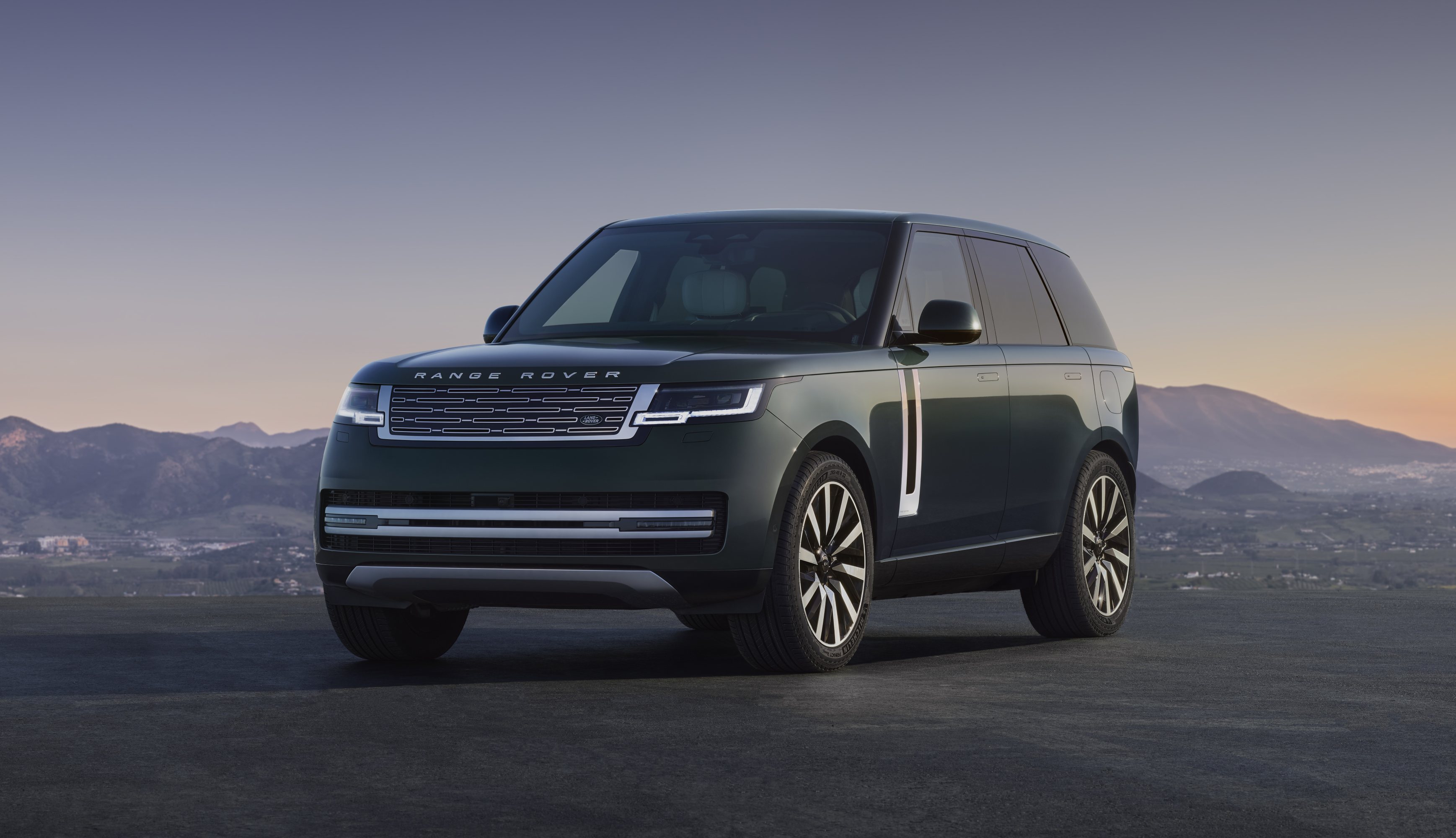 Range Rover Electric front and side