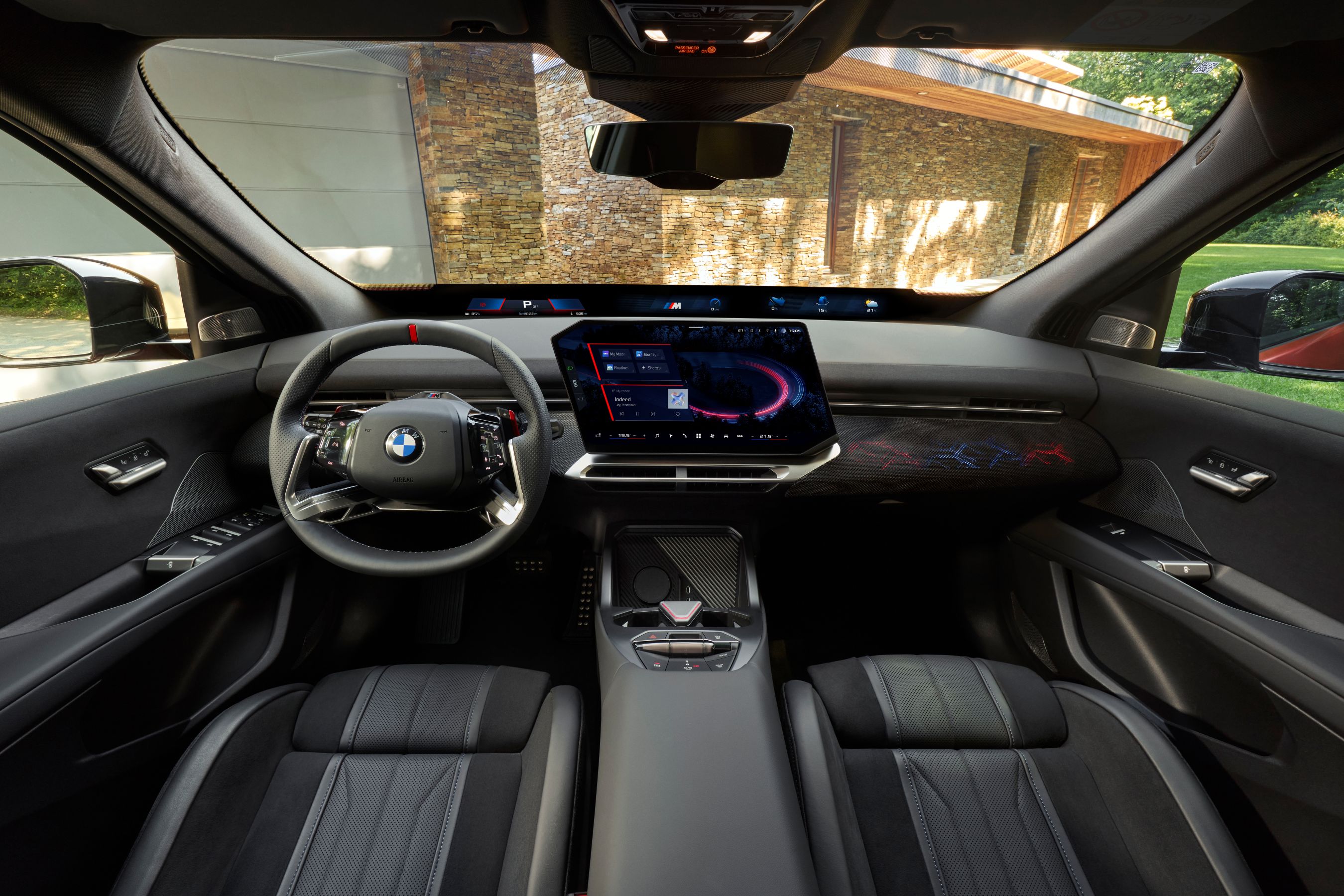 BMW iX4 M60 interior front