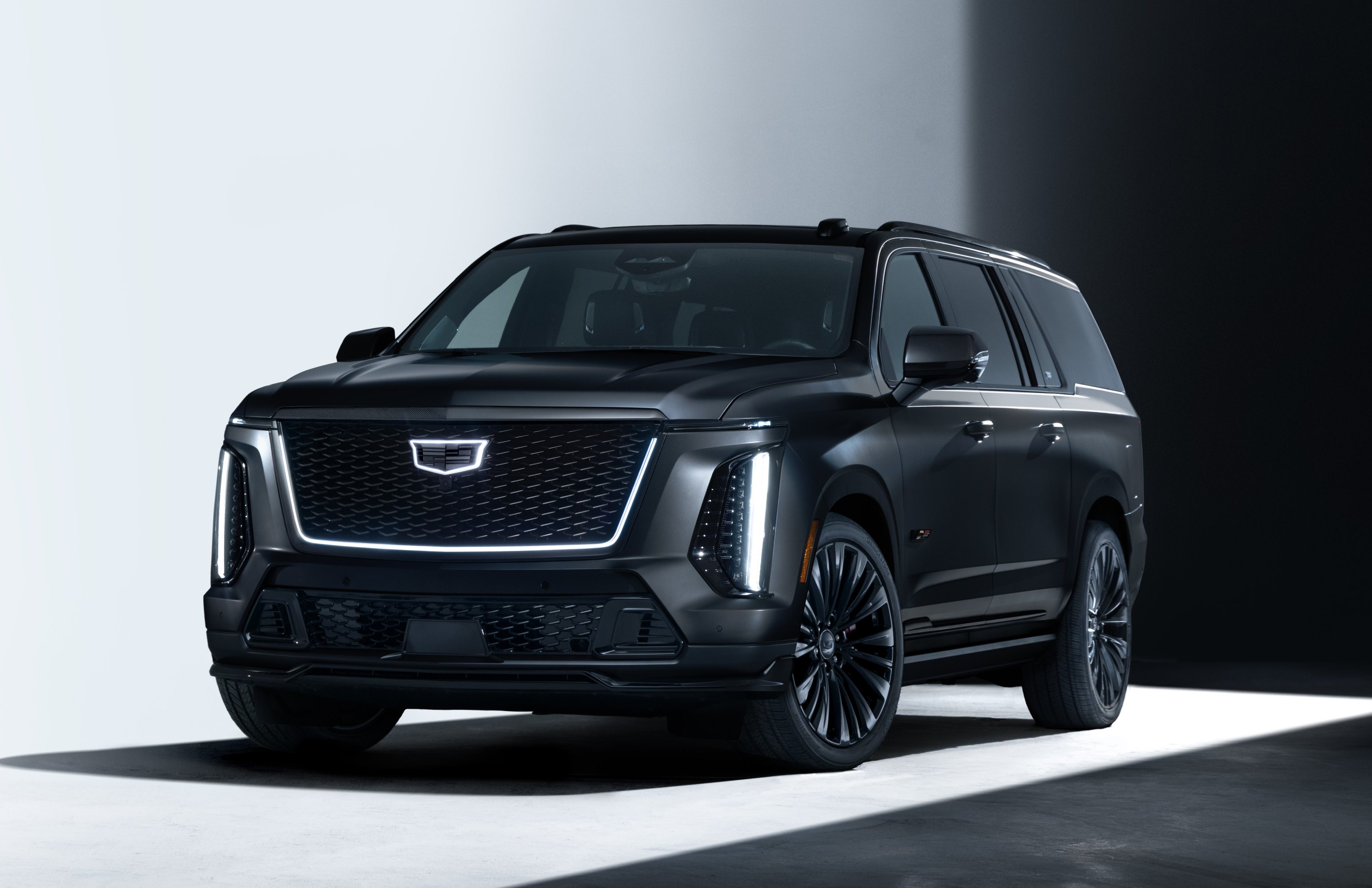 2027 Cadillac Escalade-V 125th Anniversary Collector Series front