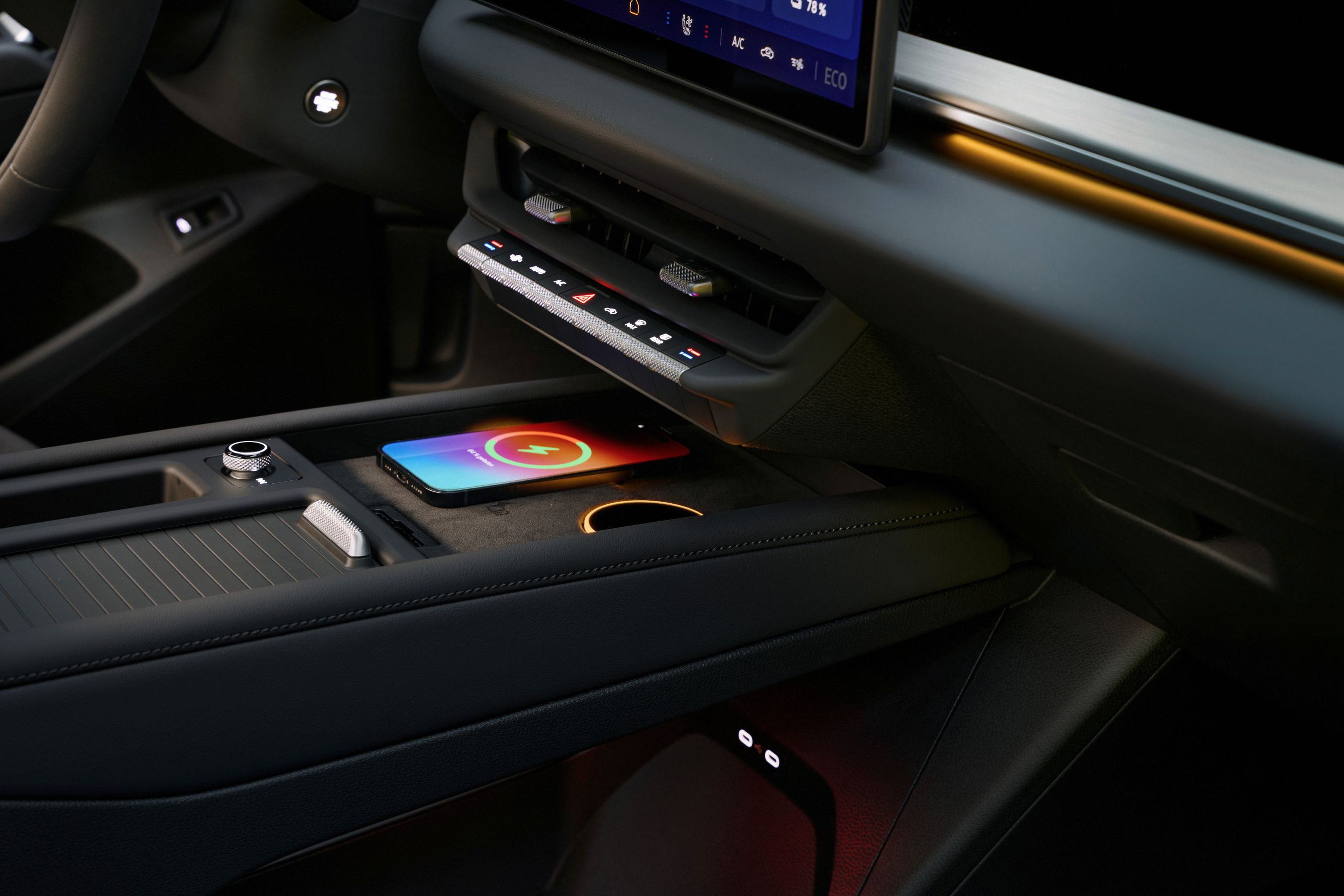 2027 Volkswagen ID. Tiguan cell phone tray