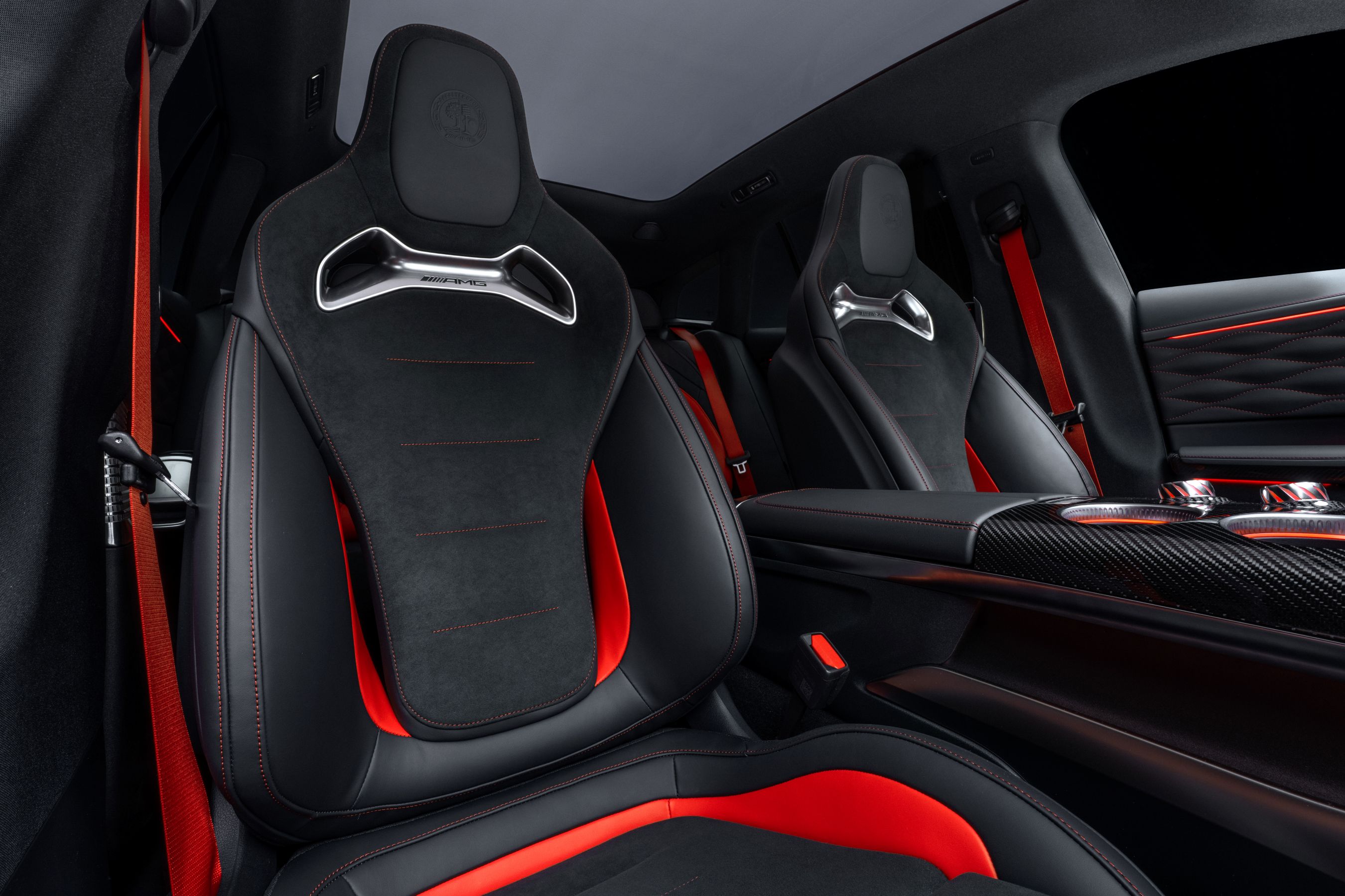 Mercedes-AMG GT SUV front seats